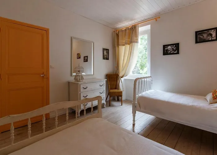 Le Vieux Tilleul - Maison De Casa vacanze Ferrals-lès-Corbières